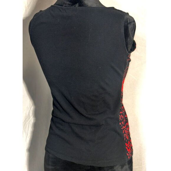 Coline Sleeveless T-Shirt, Kaleidoscope Pattern on Black, Size Small - Picture 3 of 7